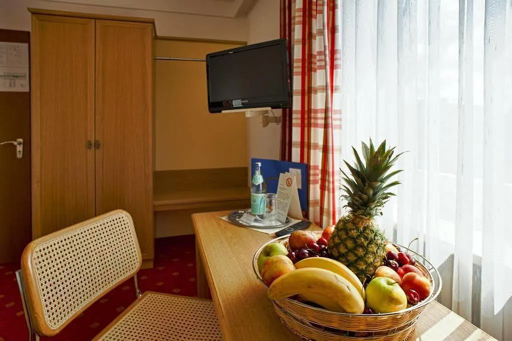 Hotel Mayer Germering
